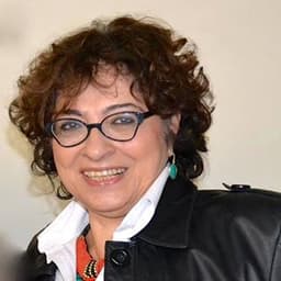 Foto do professor Elizabeth Saad Corrêa