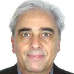 Foto do professor Roque Rabechini Junior