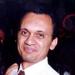 Foto do professor Mauro de Mesquita Spinola